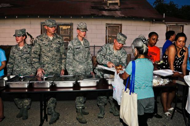 Nellis Air Force Base airmen serve dinner to the homeless ...
